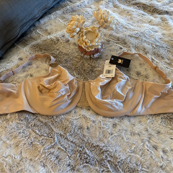 Wacoal Surreal Comfort Bra - Picture 3 of 5